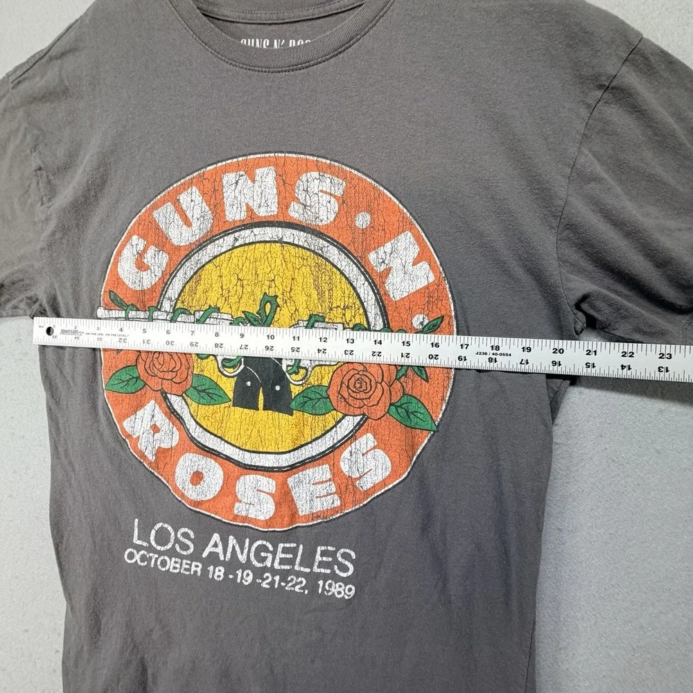 Guns N Roses 1989 Los Angeles T Shirt Adult Gray Distressed Graphic Band Tee S/M